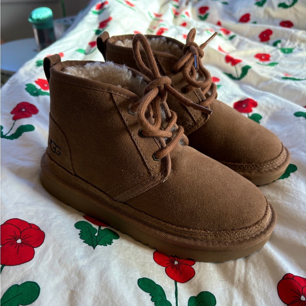 Ugh Kids Neumel II Boots, size 13